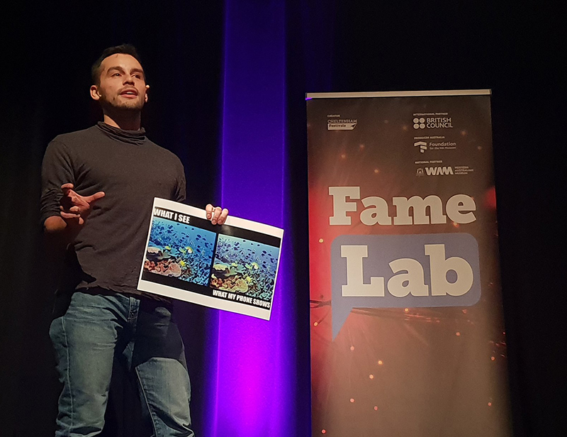 PhD Student Christian Blauth presents at FameLab